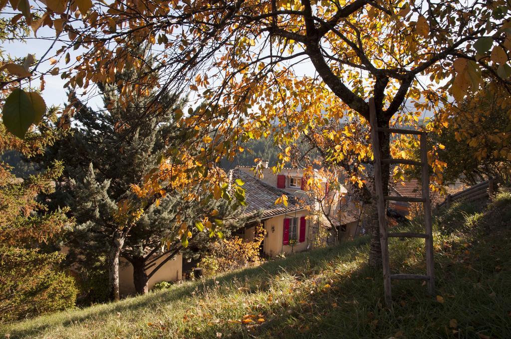 Bed and Breakfast La Grange D'Agnes Montmaur-en-Diois Zewnętrze zdjęcie